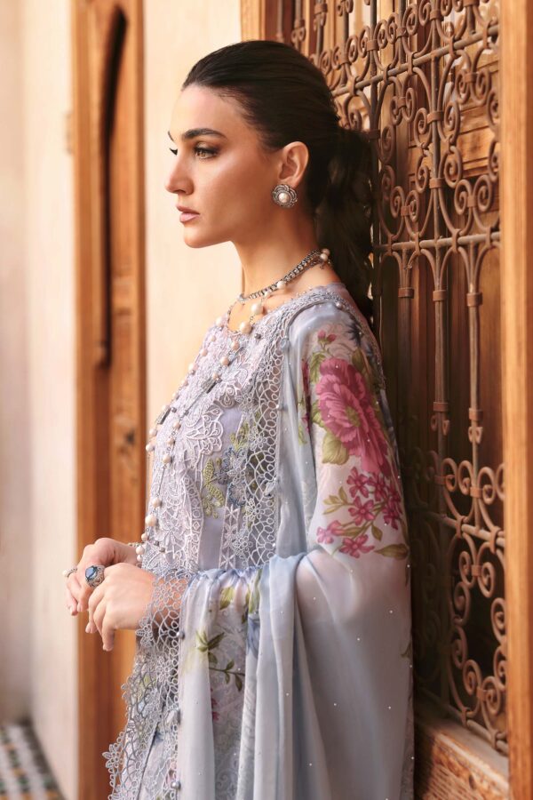 Luxury Unstitched Embroidered Lawn 3 Piece Suit BR-1207G