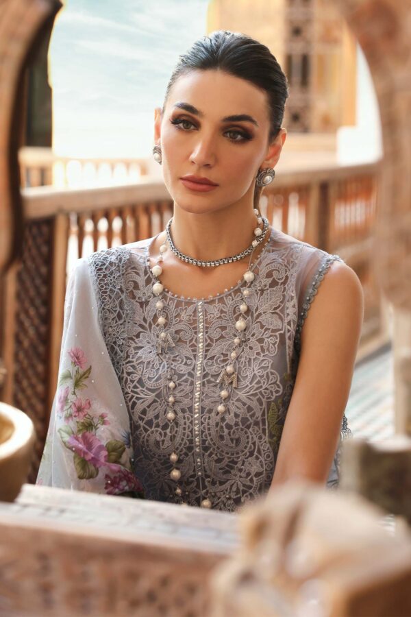 Luxury Unstitched Embroidered Lawn 3 Piece Suit BR-1207G