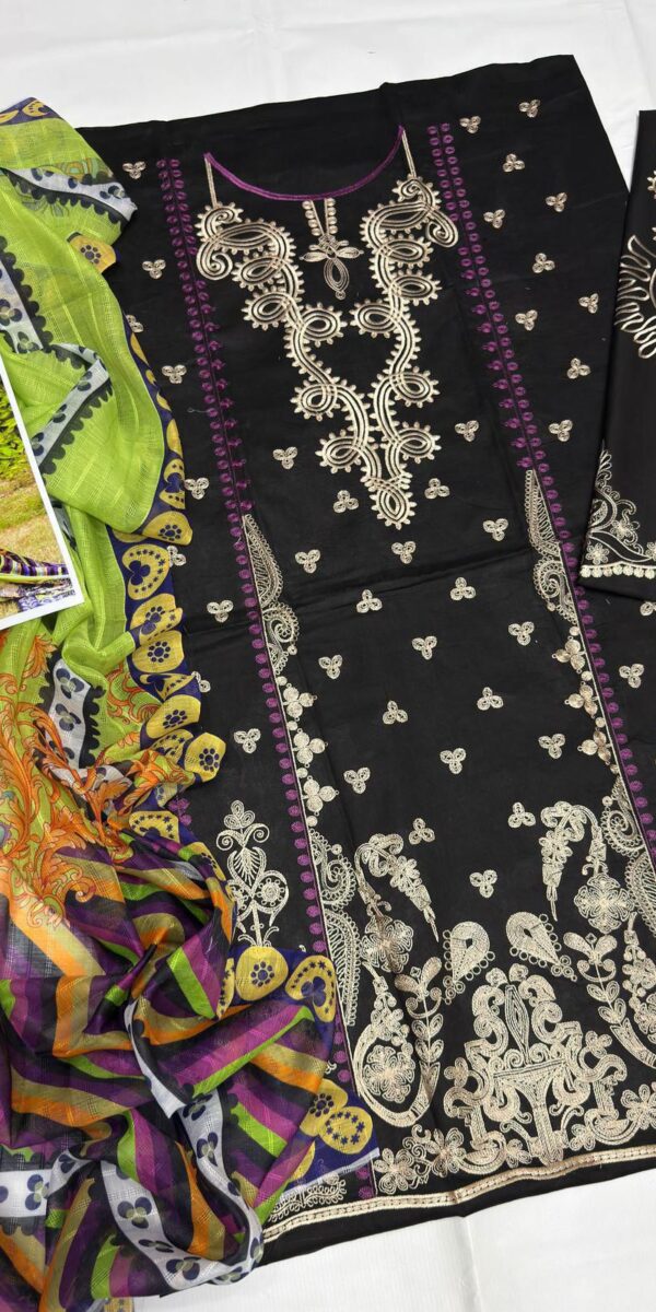 Premium 3 Piece Embroidered Lawn Suit - Unstitched