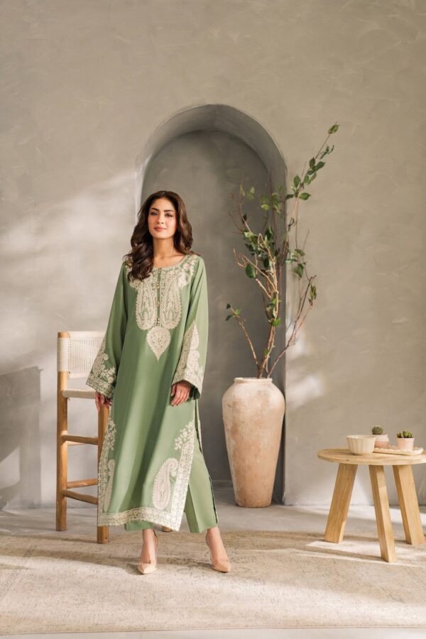 Luxury Unstitched Embroidered Lawn 3 Piece Suit