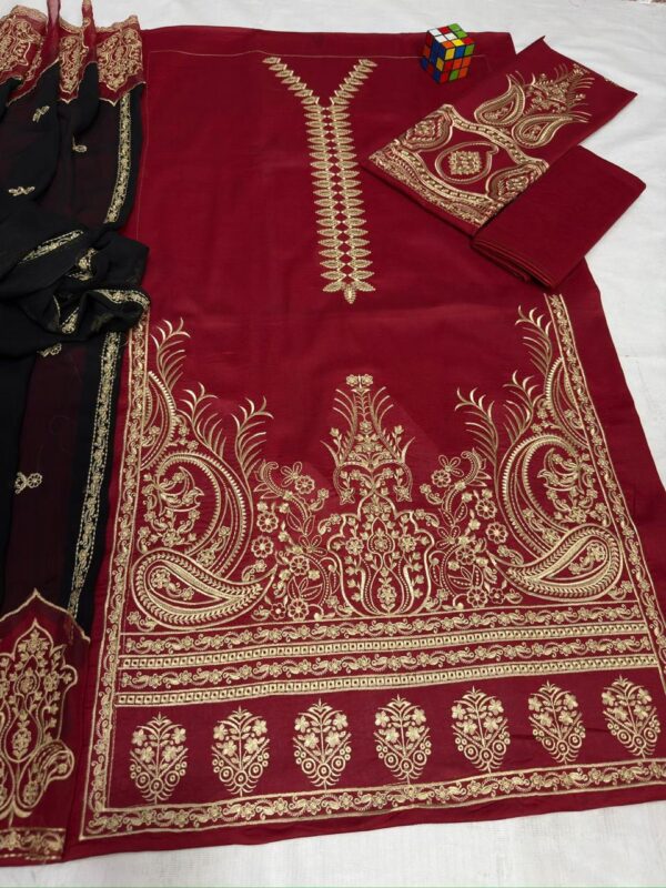 Premium 3 Piece Embroidered Lawn Suit - Unstitched