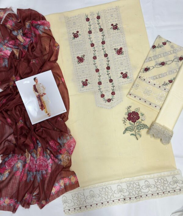 Premium 3 Piece Embroidered Lawn Suit - Unstitched