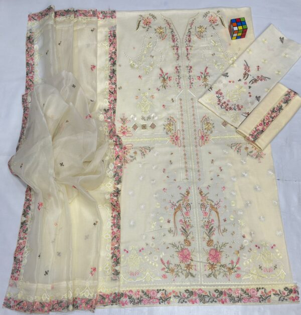 Premium 3 Piece Embroidered Lawn Suit - Unstitched
