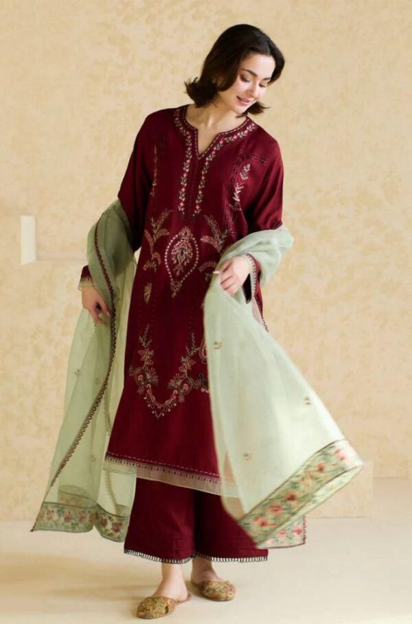 Premium 3 Piece Embroidered Lawn Suit - Unstitched