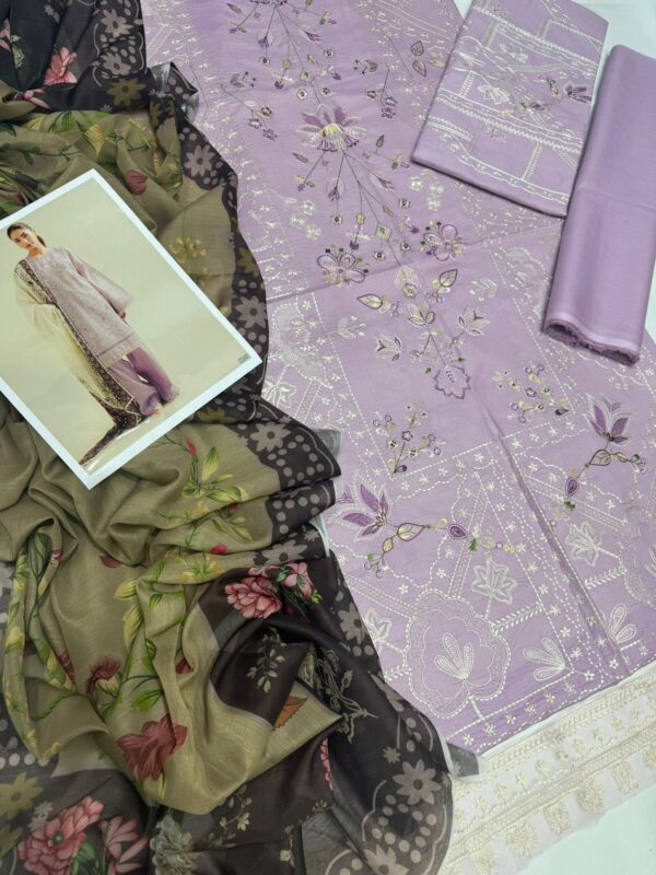 Premium 3 Piece Embroidered Lawn Suit - Unstitched