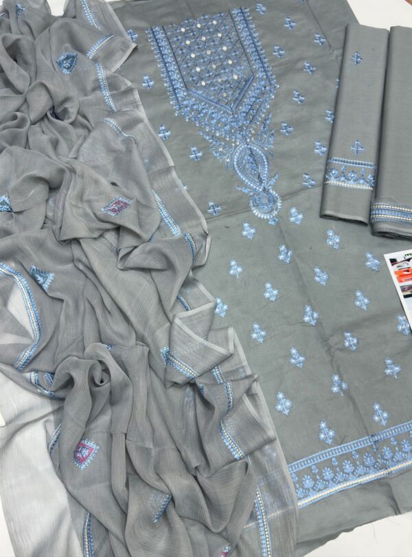 Premium 3 Piece Embroidered Lawn Suit - Unstitched