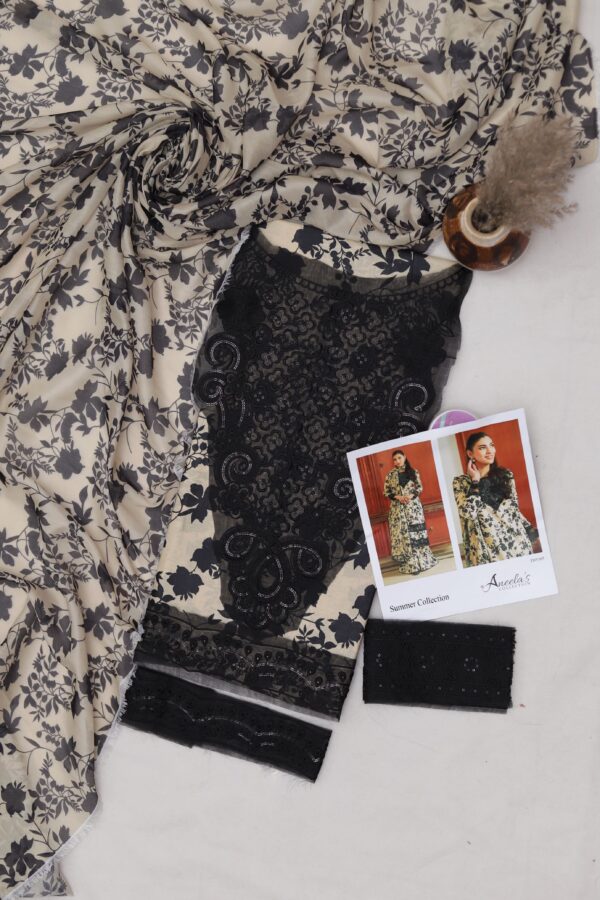 Premium 3 Piece Embroidered Lawn Suit - Unstitched