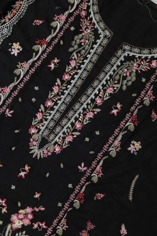 Premium 3 Piece Embroidered Lawn Suit - Unstitched