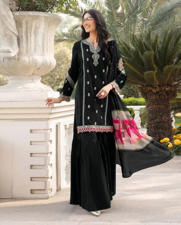 Premium 3 Piece Embroidered Lawn Suit - Unstitched