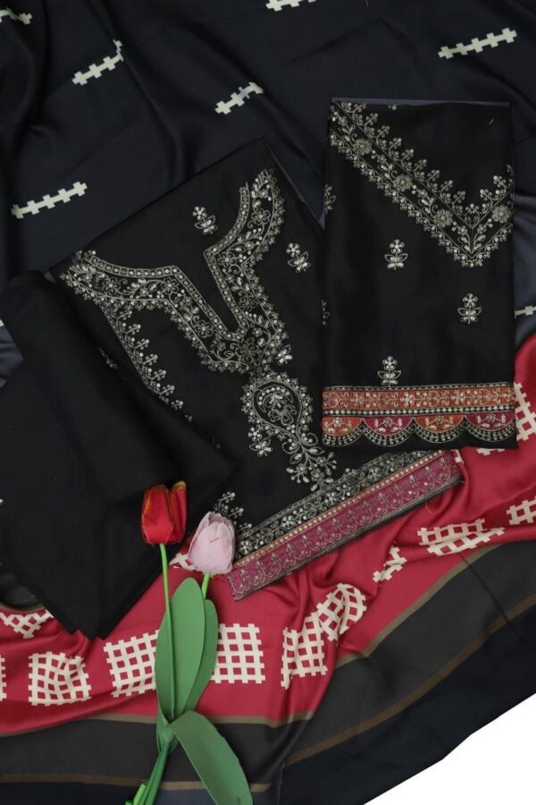 Premium 3 Piece Embroidered Lawn Suit - Unstitched
