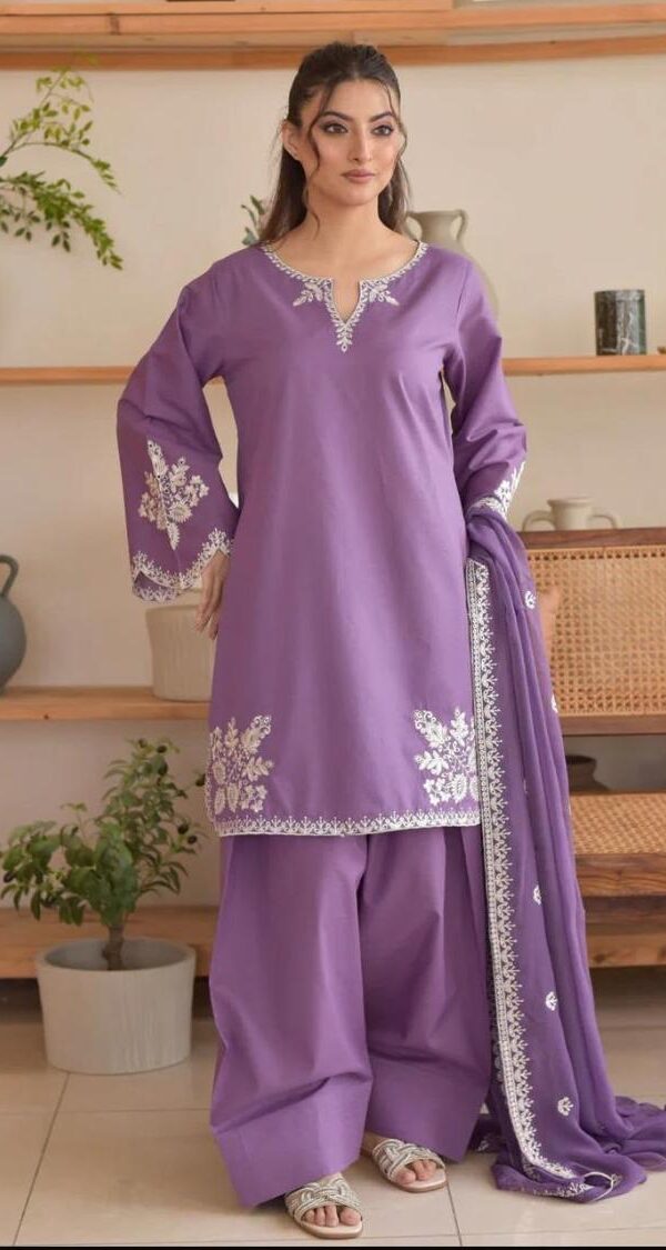 Premium 3 Piece Embroidered Lawn Suit - Unstitched