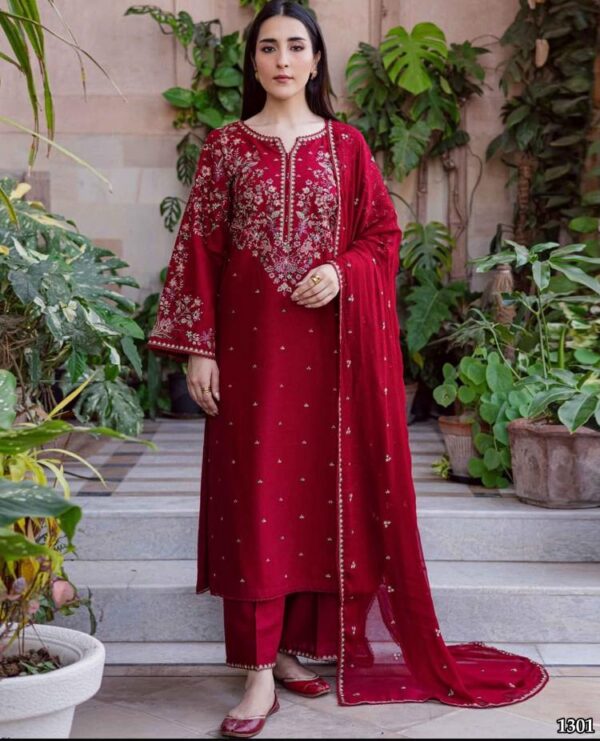Premium 3 Piece Embroidered Lawn Suit - Unstitched
