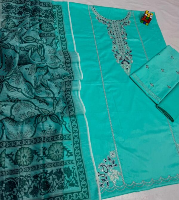 Premium 3 Piece Embroidered Lawn Suit - Unstitched